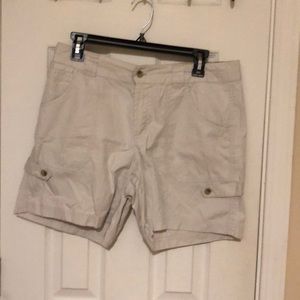 Columbia shorts. Khaki.